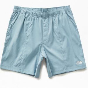 Men’s North Face Class V Pull-on Shorts in Light Blue